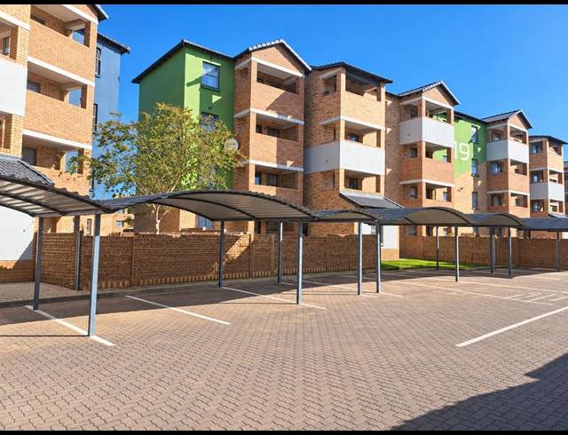 2 BEDROOM APARTMENT FOR SALE IN HEUWELOORD